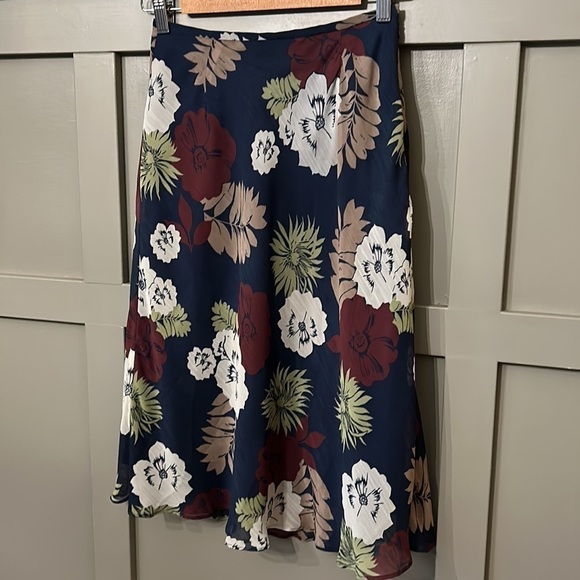 PENDLETON Floral Midi Skirt Dark Navy Chiffon High Waist Tahitian Garden Sz 2 P - Picture 5 of 13